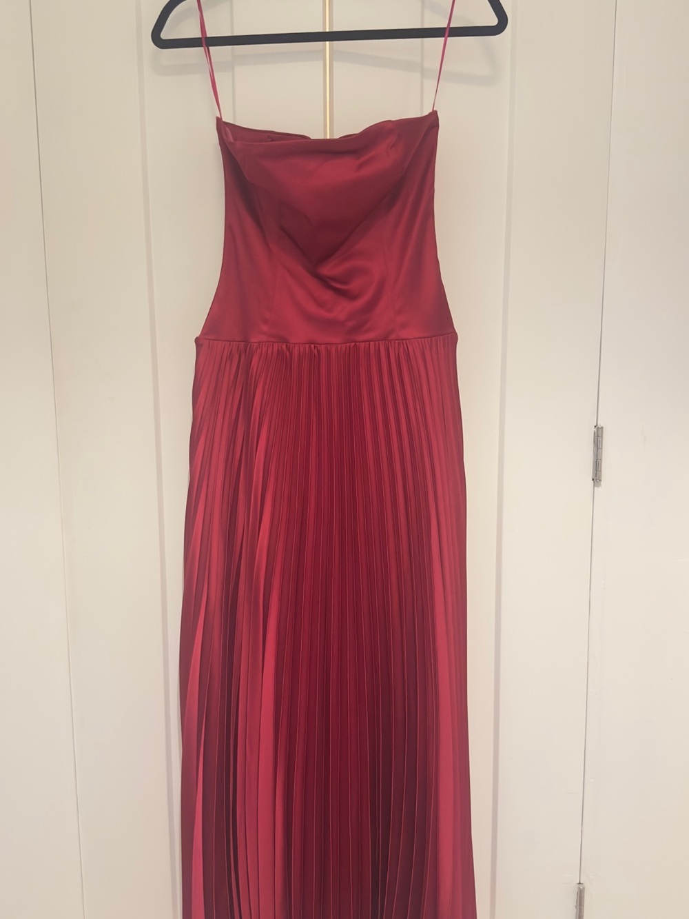 Abercrombie and Fitch Giselle maxi in Berry - Picture 6 of 8